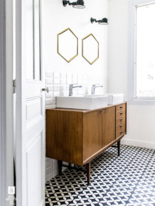 Mid-Century Styled Bathroom