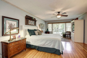 3910 Knollwood Court, Sacramento, CA 95821