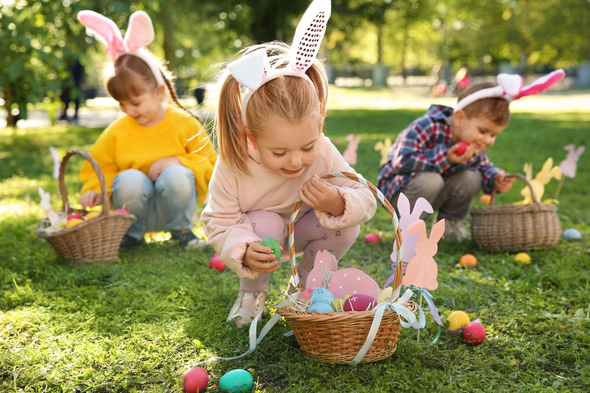 Easter Egg Hunts & Easter Bunny Photos in the Sacramento Region (Plus