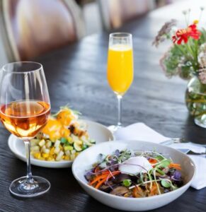 Image of Easter brunch at a restaurant, two entrees and two drinks